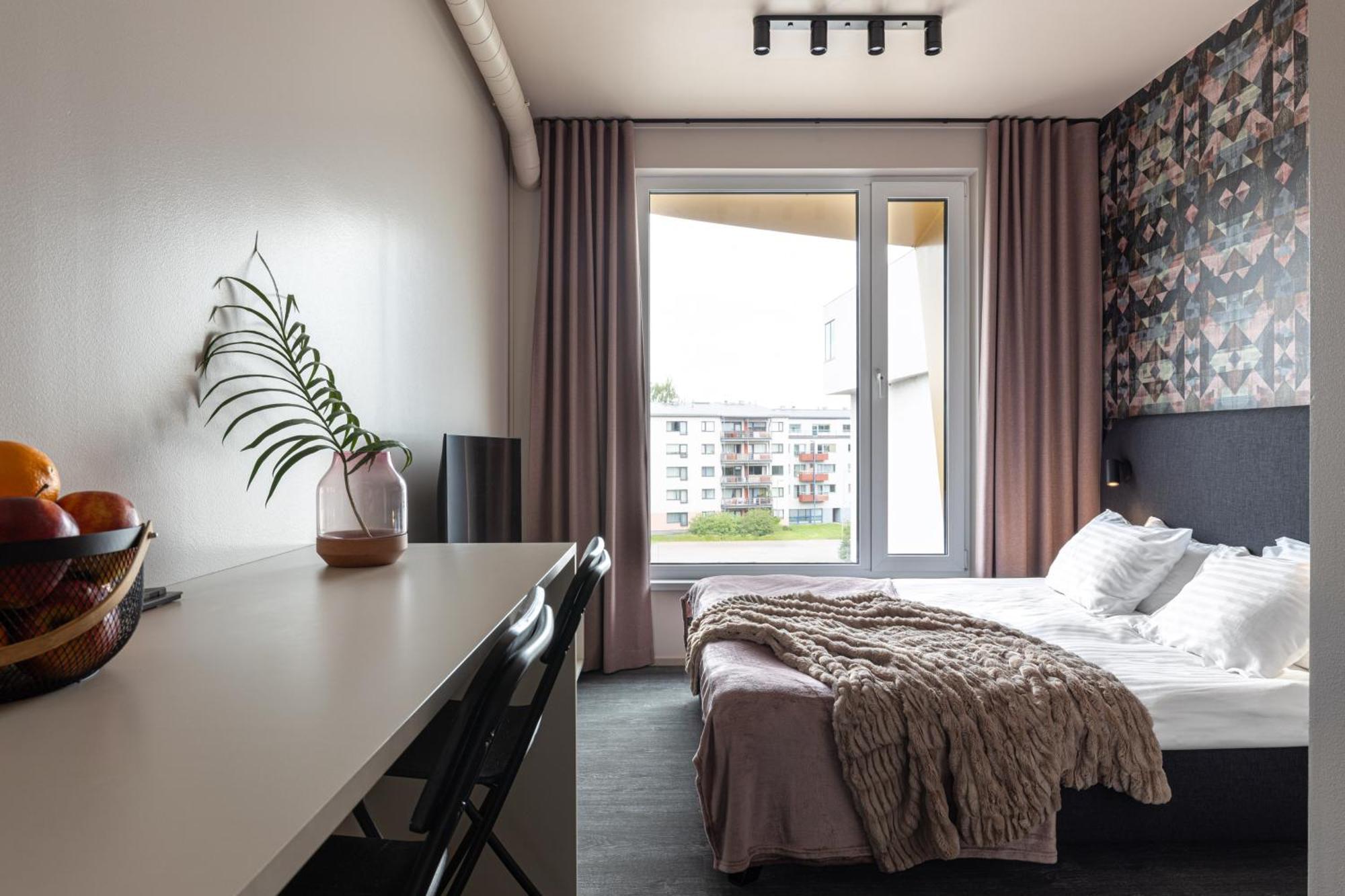 Hugo Hotel apartamentowy 3*